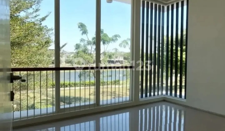 Northwest Park Lake Central Hill Citraland West Surabaya House 2