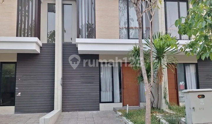 Northwest Lake Park Central Hill Citraland West Surabaya House