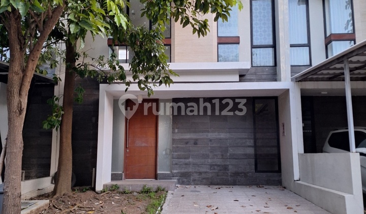 Northwest Lake Park Central Hill Citraland West Surabaya House Northwest Lake Park Central Hill Citraland West Surabaya House