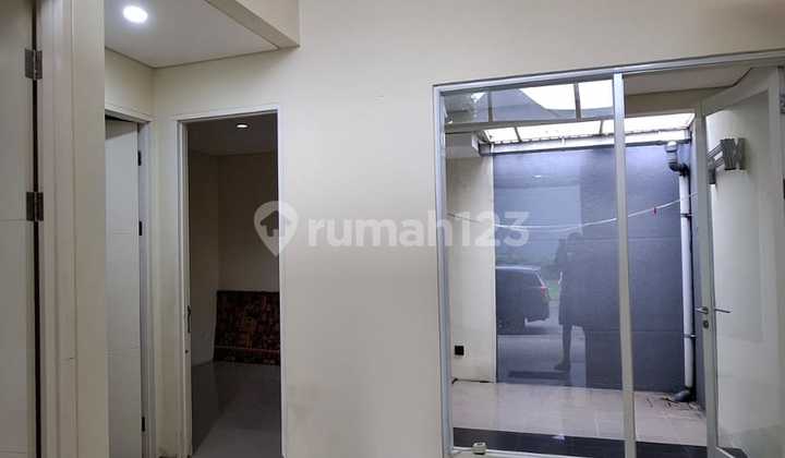 Northwest Park Lake Central Hill Citraland West Surabaya House 2