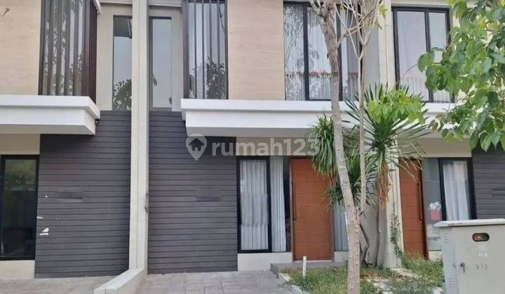 Rumah Northwest Lake Park Central Hill Citraland Surabaya Barat 1