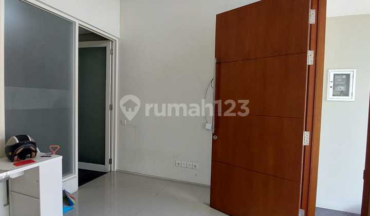 Rumah Northwest Park Lake Central Hill Citraland Surabaya Barat 2