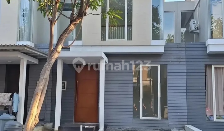 Rumah Northwest Park Lake Central Hill Citraland Surabaya Barat