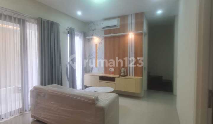 Rumah Full Furnish Northwest Lake Park Citraland Surabaya Barat 2