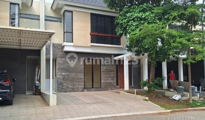 Rumah Northwest Lake Park Central Hill Citraland Surabaya Barat