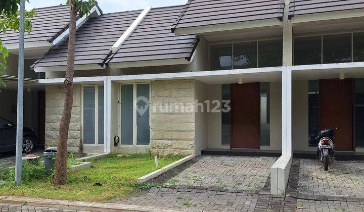 Rumah Northwest Park Lake Central Hill Citraland Surabaya Barat 1