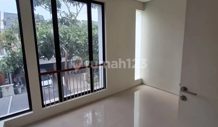 Rumah Northwest Hill Lake Park Central Citraland Surabaya Barat 2