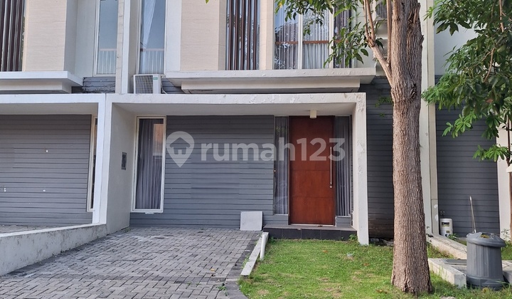 Northwest Park Lake Central Hill Citraland West Surabaya House