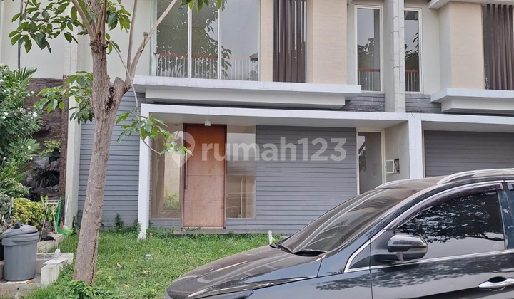 Rumah Northwest Park Lake Central Hill Citraland Surabaya Barat Rumah Northwest Park Lake Central Hill Citraland Surabaya Barat