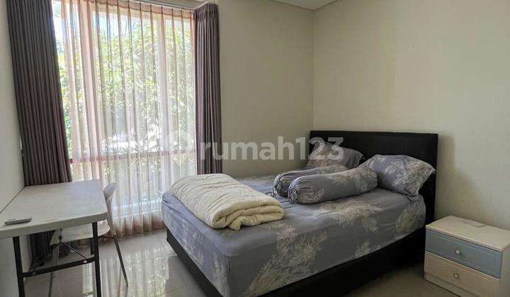 Fully Furnished House in Northwest Park Lake Citraland, West Surabaya 2