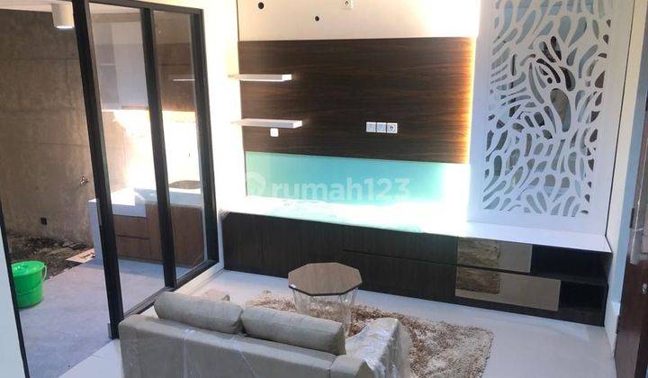 Rumah Full Furnished Northwest Lake Park Citraland Surabaya Barat 2