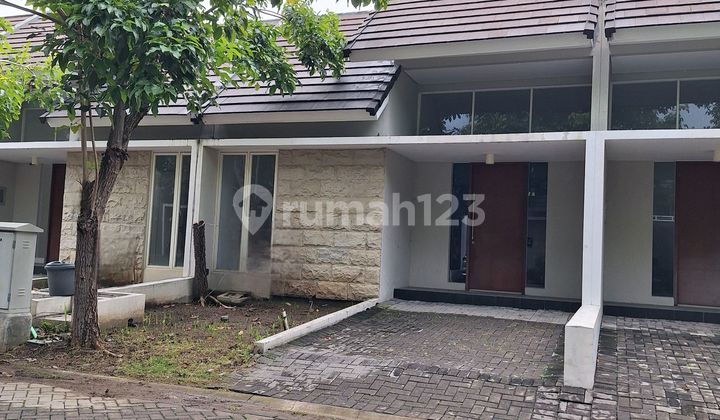 Rumah Northwest Park Lake Central Hill Citraland Surabaya Barat Rumah Northwest Park Lake Central Hill Citraland Surabaya Barat