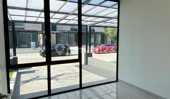 Pelican Hill House Northwest Lake Park Citraland West Surabaya 2