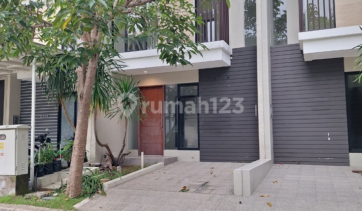 Rumah Northwest Lake Park Central Hill Citraland Surabaya Barat Rumah Northwest Lake Park Central Hill Citraland Surabaya Barat