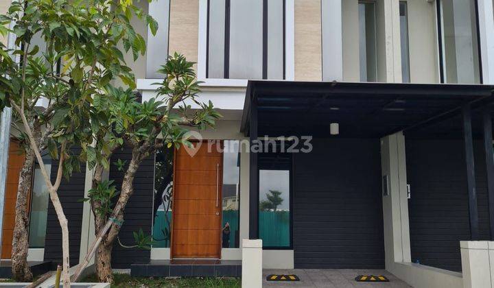 Rumah Full Furnished Northwest Hill Lake Citraland Surabaya Barat 1