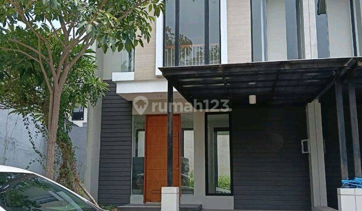 Rumah Northwest Hill Lake Park Central Citraland Surabaya Barat 1