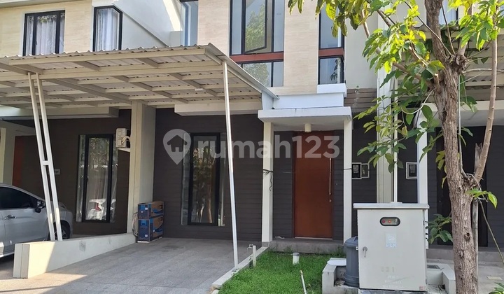 Rumah Full Furnished Northwest Lake Park Citraland Surabaya Barat