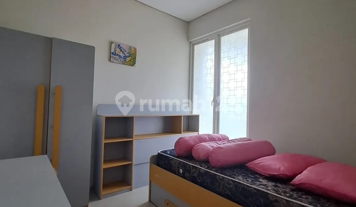 Rumah Full Furnished Northwest Park Lake Citraland Surabaya Barat 2