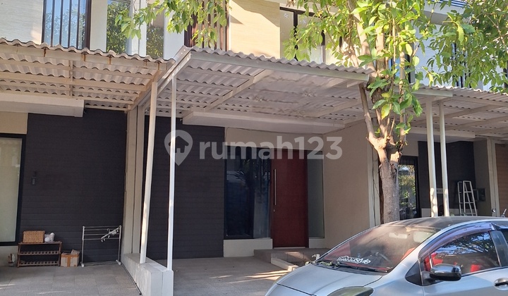 Northwest Lake Park Central Hill Citraland West Surabaya House Northwest Lake Park Central Hill Citraland West Surabaya House