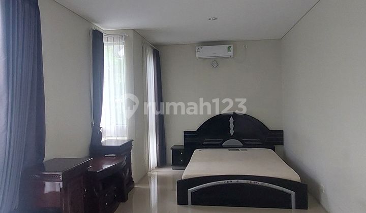 Rumah Full Furnished Northwest Lake Park Citraland Surabaya Barat 2