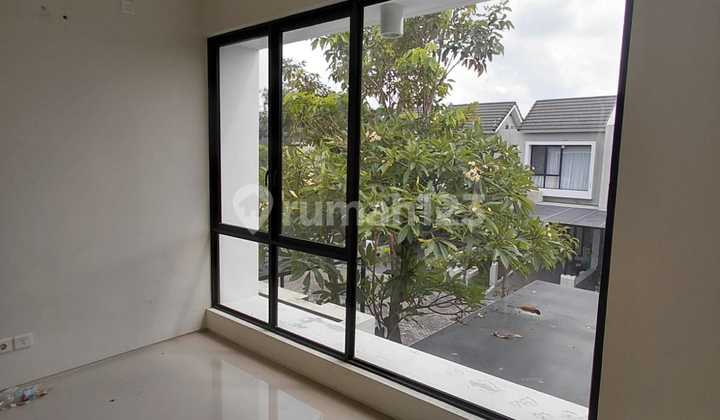 Rumah Northwest Park Lake Central Hill Citraland Surabaya Barat 2