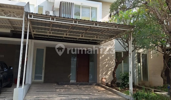 Pelican Hill House Northwest Lake Park Citraland West Surabaya