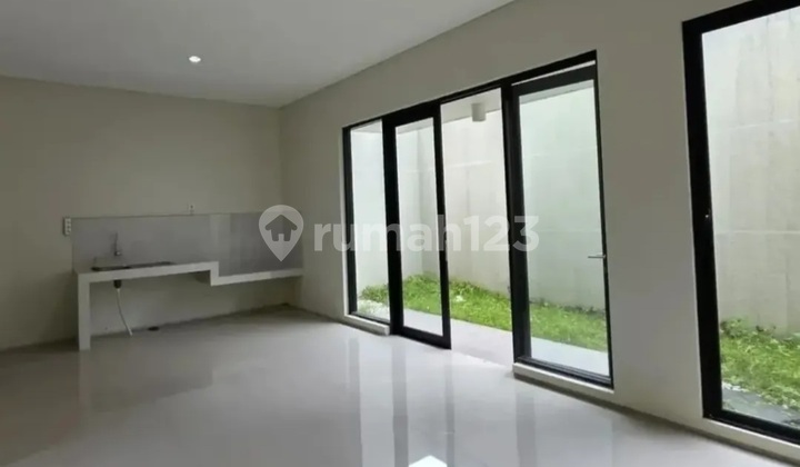 Northwest Lake Park Central Hill Citraland West Surabaya 2