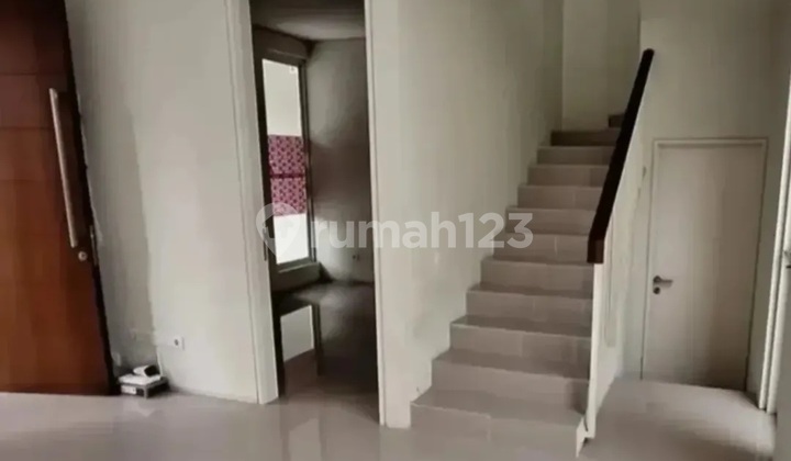 Rumah Northwest Central Lake Park Hill Citraland Surabaya Barat 2