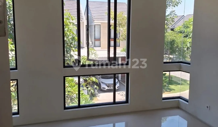 Rumah Northwest Lake Park Central Hill Citraland Surabaya Barat 2