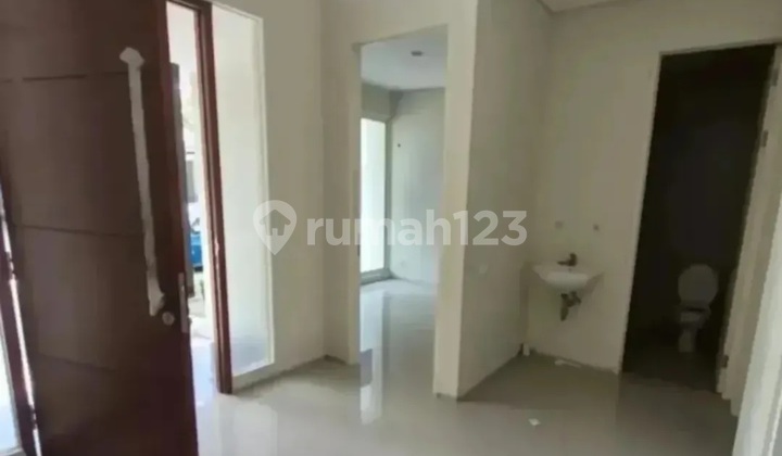 Northwest Park Lake Central Hill Citraland West Surabaya House 2