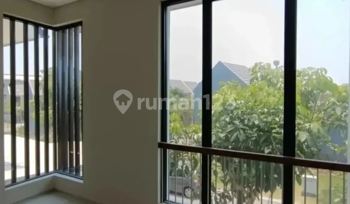 Northwest Lake Park Central Hill Citraland West Surabaya House 2