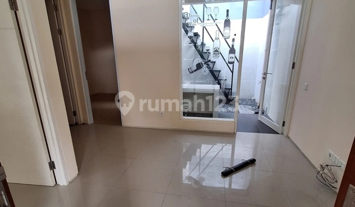 Rumah Northwest Park Lake Central Hill Citraland Surabaya Barat 2