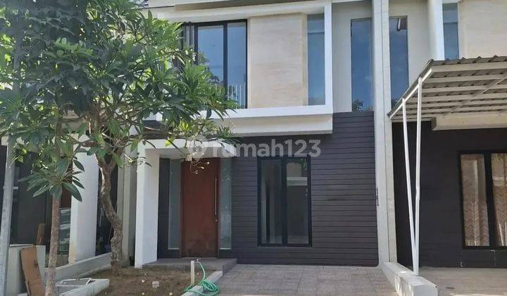 Rumah Northwest Lake Park Central Hill Citraland Surabaya Barat 1