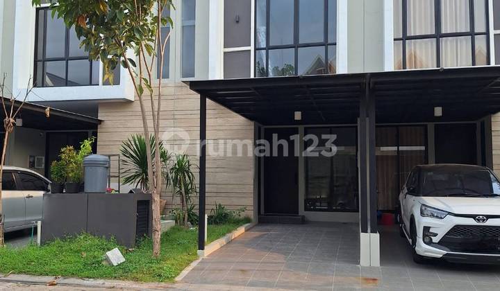 Rumah Northwest Park Lake Central Hill Citraland Surabaya Barat