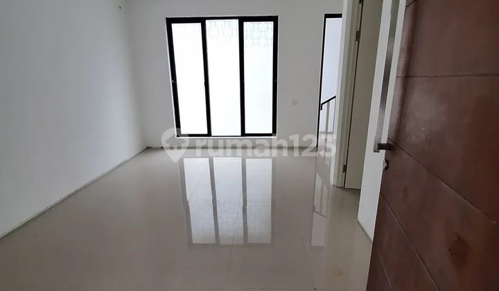 Northwest Lake Park Central Hill Citraland West Surabaya Residence 2