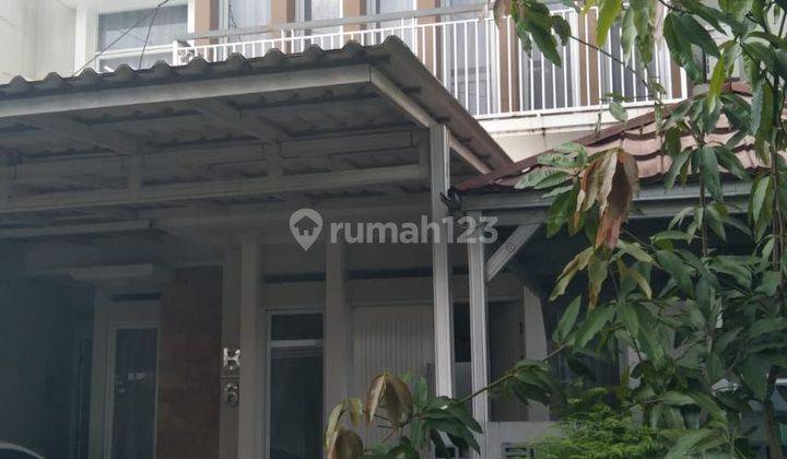 RUMAH MEWAH TERAWAT CANTIK SIAP HUNI 1