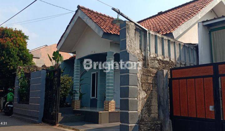 RUMAH TERAWAT CANTIK MURAH SIAP HUNI DI CIPAYUNG 1