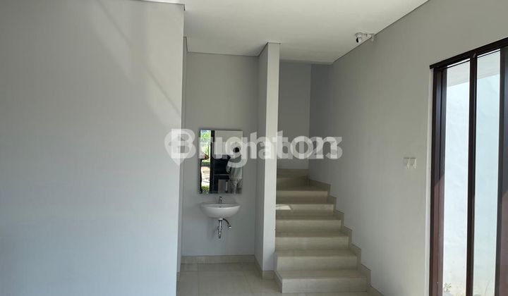 RUMAH HOOK DI CIMANGGIS GOLF ESTATE TERAWAT SIAP HUNI 2