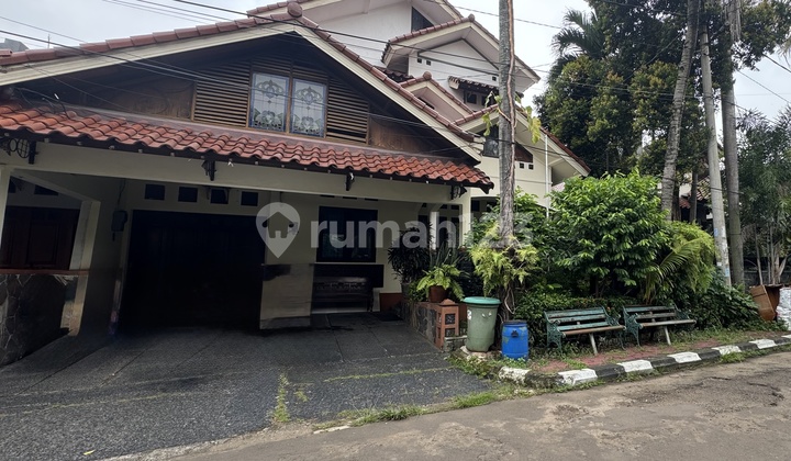 Rumah di Pesona Khayangan Margonda Depok