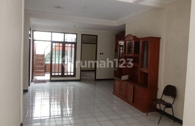 Rumah Lama Di Antapani Di Pratista Dekat Griya  2