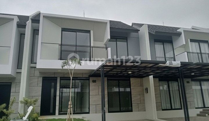 Rumah Minimalis di Kota Baru Parahyangan