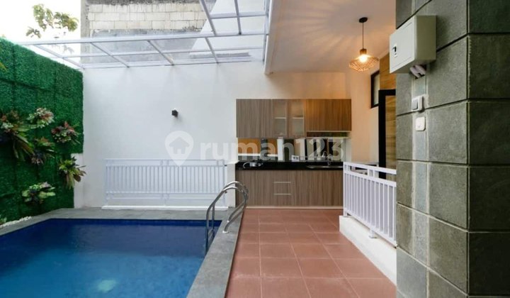 Rumah Minimalis di Dago Resort Cocok untuk Villa