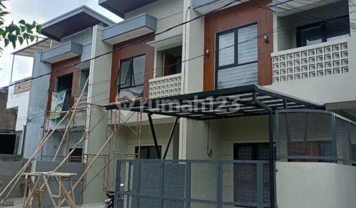 Rumah Baru Minimalis di Komplek Kiara Sari Buah Batu