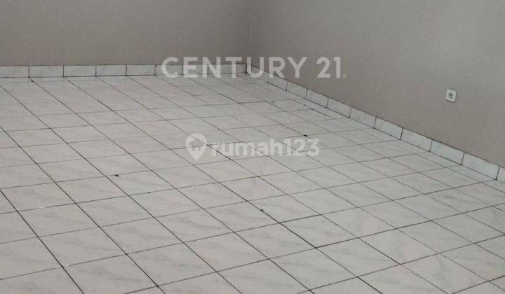 Jual Cepat Rumah 2 Lantai Plus Gudang Di Mustika Jaya Bksi Timur  2