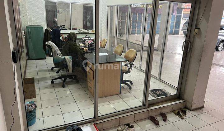 Disewakan Ruang Usaha Cocok Untuk Showroom Mobil di Raya Bekasi 13