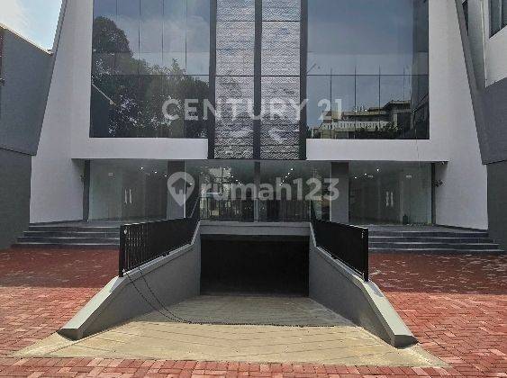 Gedung Kantor Bebas Banjir Di Jalan Besar Duren Sawit Jakarta Timur 1