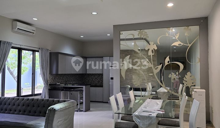 Rumah Rapi Siap Huni Ditaman Holandia Karawaci