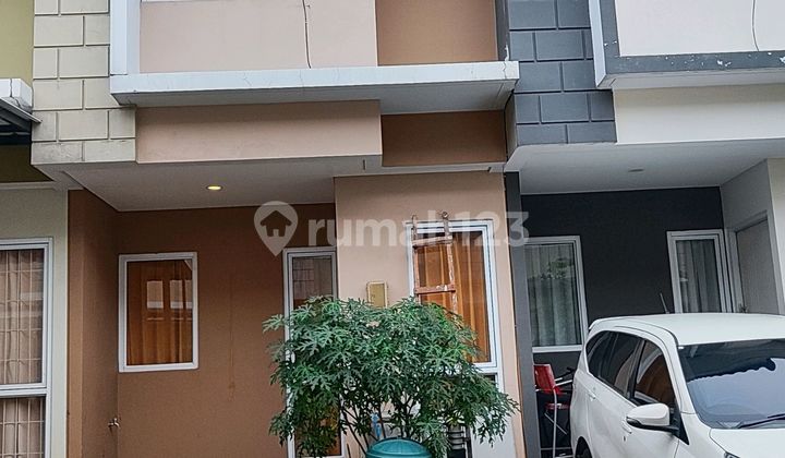 Ready-to-Occupy House in Virginia Cluster, Gading Serpong Ready-to-Occupy House in Virginia Cluster, Gading Serpong