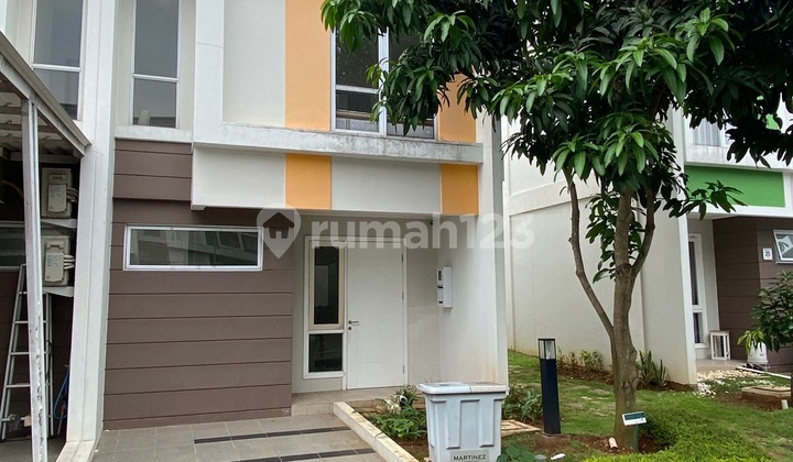 Rumah Siap Huni Strategis Cluster Martinez Gading Serpong
