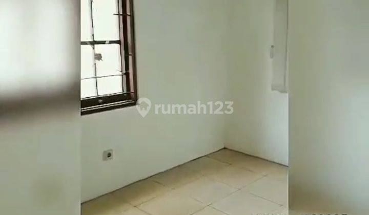 Disewakan Rumah Mewah Royal Serpong Village, 2 Lantai 9
